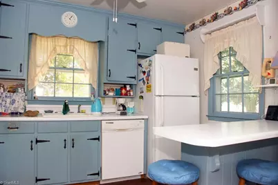 4798 Pearl Ferguson Road, Liberty, NC 27298 - Photo 7