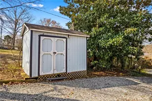 1331 Hickory Point Dr, Lexington, NC 27292 - Photo 49