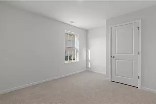 116 Beechwood Cir, Thomasville, NC 27360 - Photo 11