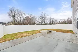 3696 Waterford Oak Ct, High Point, NC 27265 - Photo 43