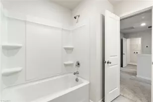 3696 Waterford Oak Ct, High Point, NC 27265 - Photo 37