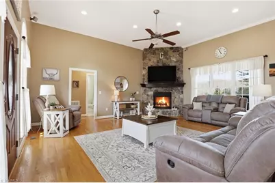 362 Mountain Shadows Drive, Purlear, NC 28665 - Photo 3