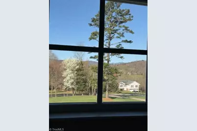 362 Mountain Shadows Drive, Purlear, NC 28665 - Photo 35