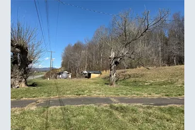 6222 Pine Street, Mount Airy, NC 27030 - Photo 5