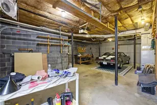 1100 Woodridge Ln, Yadkinville, NC 27055 - Photo 49