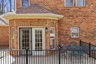 1100 Woodridge Ln, Yadkinville, NC 27055 - Photo 9