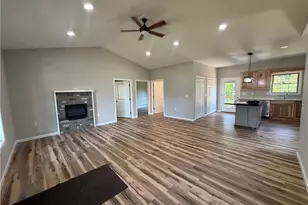115 Blairfield Ct, North Wilkesboro, NC 28659 - Photo 3