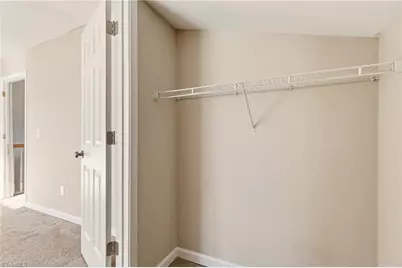 4336 Clovelly Drive, Greensboro, NC 27406 - Photo 37