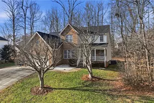 4336 Clovelly Dr, Greensboro, NC 27406 - Photo 3