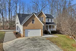 4336 Clovelly Dr, Greensboro, NC 27406 - Photo 1