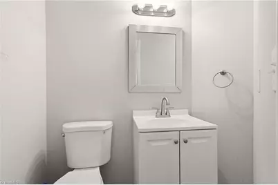 4336 Clovelly Drive, Greensboro, NC 27406 - Photo 21