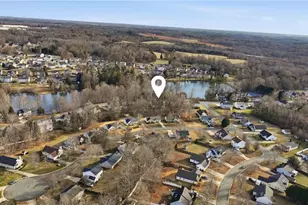 4336 Clovelly Dr, Greensboro, NC 27406 - Photo 41