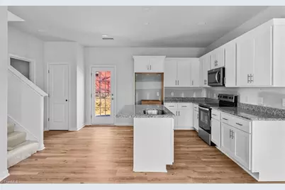 212 Emma Street, Thomasville, NC 27360 - Photo 11