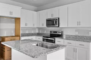 212 Emma St, Thomasville, NC 27360 - Photo 13