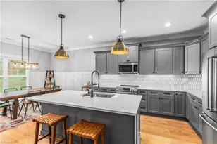 1012 Cross Gate Rd, Winston-Salem, NC 27106 - Photo 7