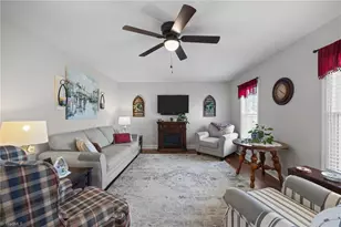 8 Lea Ln, Mebane, NC 27302 - Photo 9