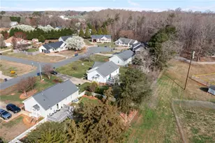 8 Lea Ln, Mebane, NC 27302 - Photo 5