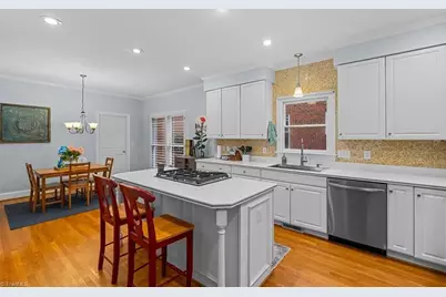 14 Checkerberry Square, Greensboro, NC 27455 - Photo 11