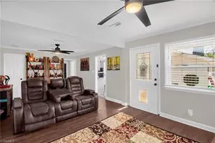 3917 W Friendly Ave, Greensboro, NC 27410 - Photo 11