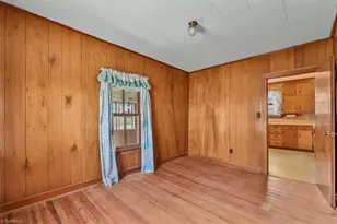 607 Thomas St, Reidsville, NC 27320 - Photo 23