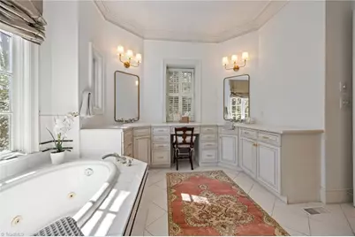 208 Willoughby Boulevard, Greensboro, NC 27408 - Photo 23