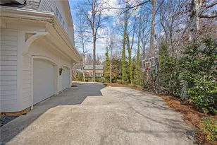 208 Willoughby Blvd, Greensboro, NC 27408 - Photo 47