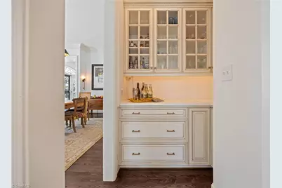 208 Willoughby Boulevard, Greensboro, NC 27408 - Photo 17