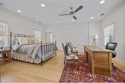 208 Willoughby Boulevard, Greensboro, NC 27408 - Photo 35