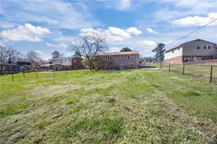 304 Eastway Ln, Graham, NC 27253 - Photo 27