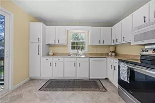 304 Eastway Ln, Graham, NC 27253 - Photo 11