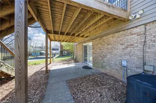 304 Eastway Ln, Graham, NC 27253 - Photo 25