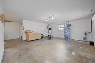 304 Eastway Ln, Graham, NC 27253 - Photo 19