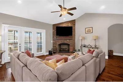 242 Deerwood Drive, Lexington, NC 27295 - Photo 5