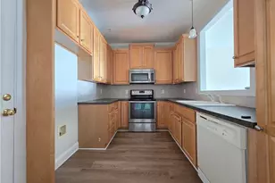 4293 Lumsden Ln, High Point, NC 27265 - Photo 7