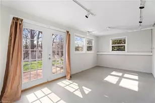 724 S Sunset Dr, Winston-Salem, NC 27103 - Photo 25