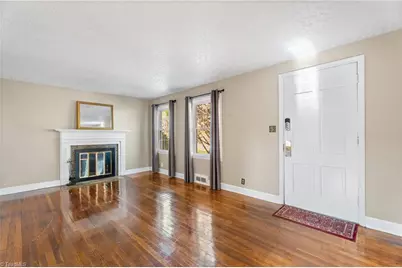 724 S Sunset Drive, Winston-Salem, NC 27103 - Photo 3