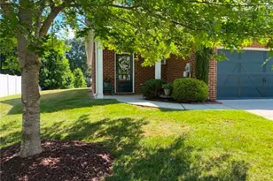 402 Mockingbird Ln, Mebane, NC 27302 - Photo 37