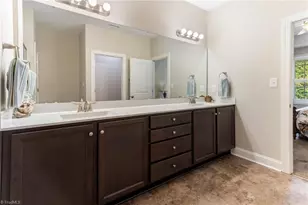 402 Mockingbird Ln, Mebane, NC 27302 - Photo 23