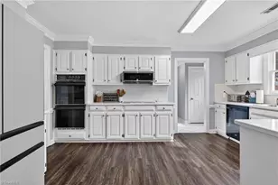 291 Birchridge Dr, Kernersville, NC 27284 - Photo 15