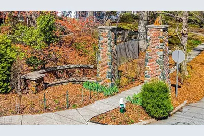 804 Willowbrook Drive, Greensboro, NC 27403 - Photo 39