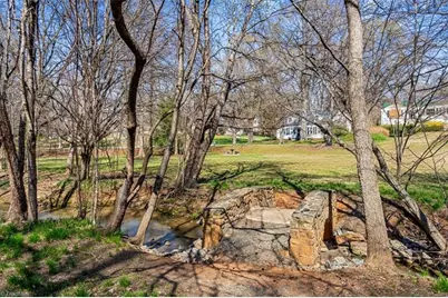 804 Willowbrook Drive, Greensboro, NC 27403 - Photo 37