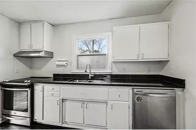 512 Garrett Street, Greensboro, NC 27406 - Photo 9