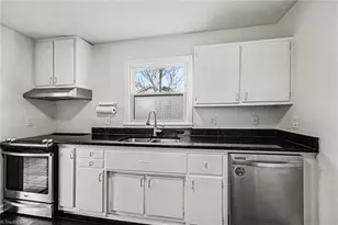 512 Garrett St, Greensboro, NC 27406 - Photo 9