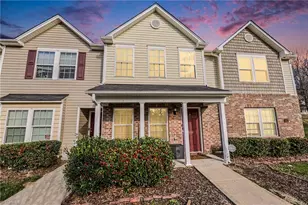 424 Sandybrooke Dr, High Point, NC 27265 - Photo 1