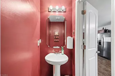 424 Sandybrooke Drive, High Point, NC 27265 - Photo 15