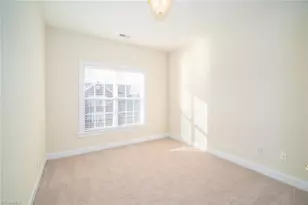 524 College Rd, Greensboro, NC 27410 - Photo 19