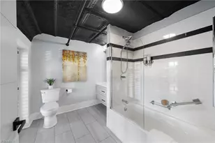 1 W 5th St, Winston-Salem, NC 27101 - Photo 33