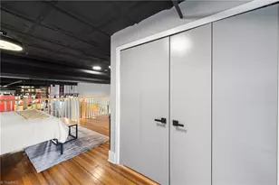 1 W 5th St, Winston-Salem, NC 27101 - Photo 33