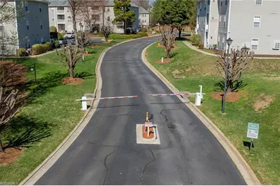 722 Scholastic Court, Winston-Salem, NC 27106 - Photo 27