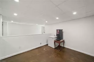 1734 Lancelot Ln, Winston-Salem, NC 27103 - Photo 29